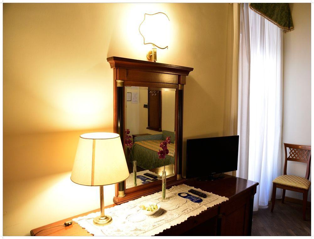 Palazzo Donarelli Apartment Roma Exterior foto